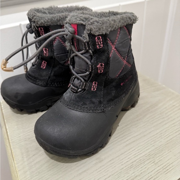Columbia Black and Pink Quilted Winter Boots sz 11 - Picture 3 of 6